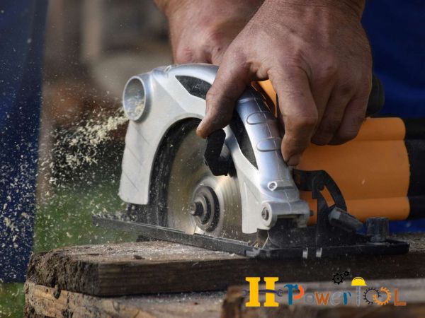 How to Reduce Amps Usage on a Circular Saw?
