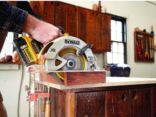 What Size Inverter To Run Circular Saw