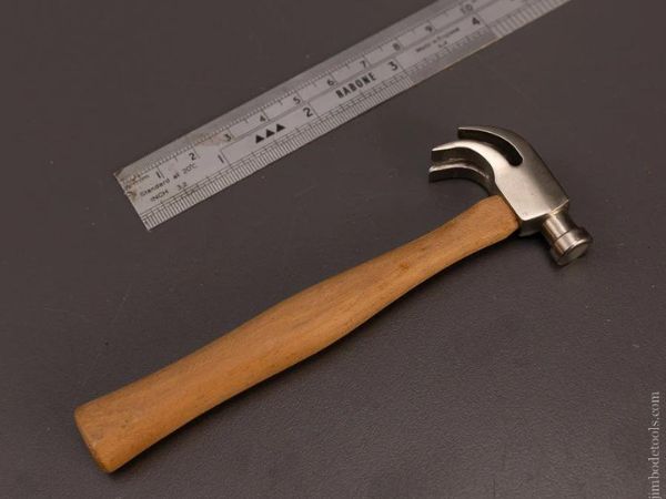 Double Claw Hammer